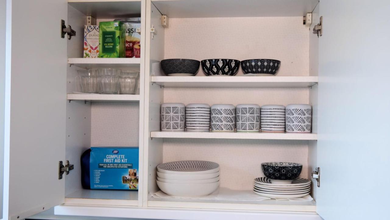 Milton Keynes Luxury Short Stay House With Wifi And Free Parking Wolverton  Exteriör bild
